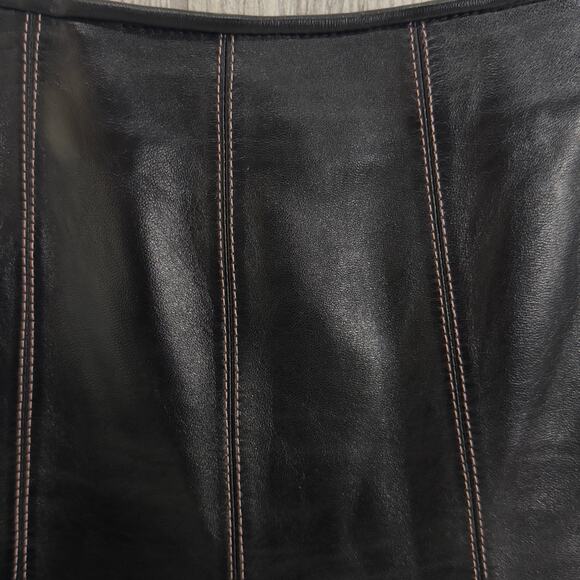 NWT Pink Contrast Stitch Pleated IN NAPPA Black Leather Skirt Size 2 Academia - Picture 6 of 11